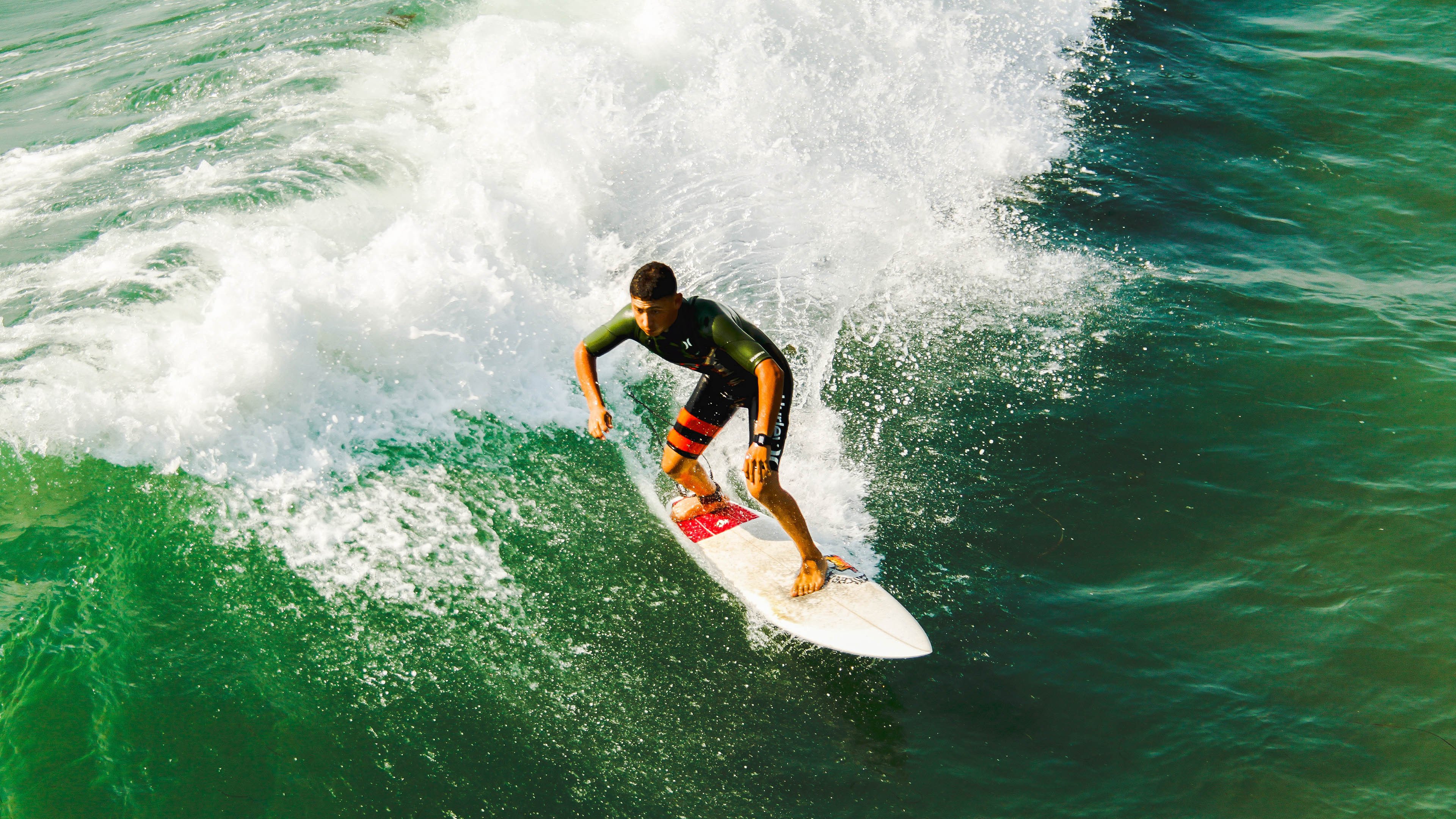 开云体育下载-卡昂凭借前场高压掌控比赛节奏，卡昂位置